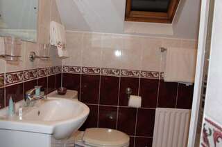 Отели типа «постель и завтрак» Sea Mist B&B Голуэй Двухместный номер эконом-класса с 2 отдельными кроватями-2